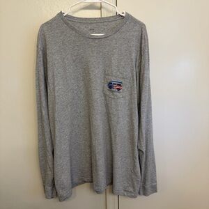 Vineyard Vines American Flag Surfer Bus Graphic Long Sleeve Men’s Large Gray